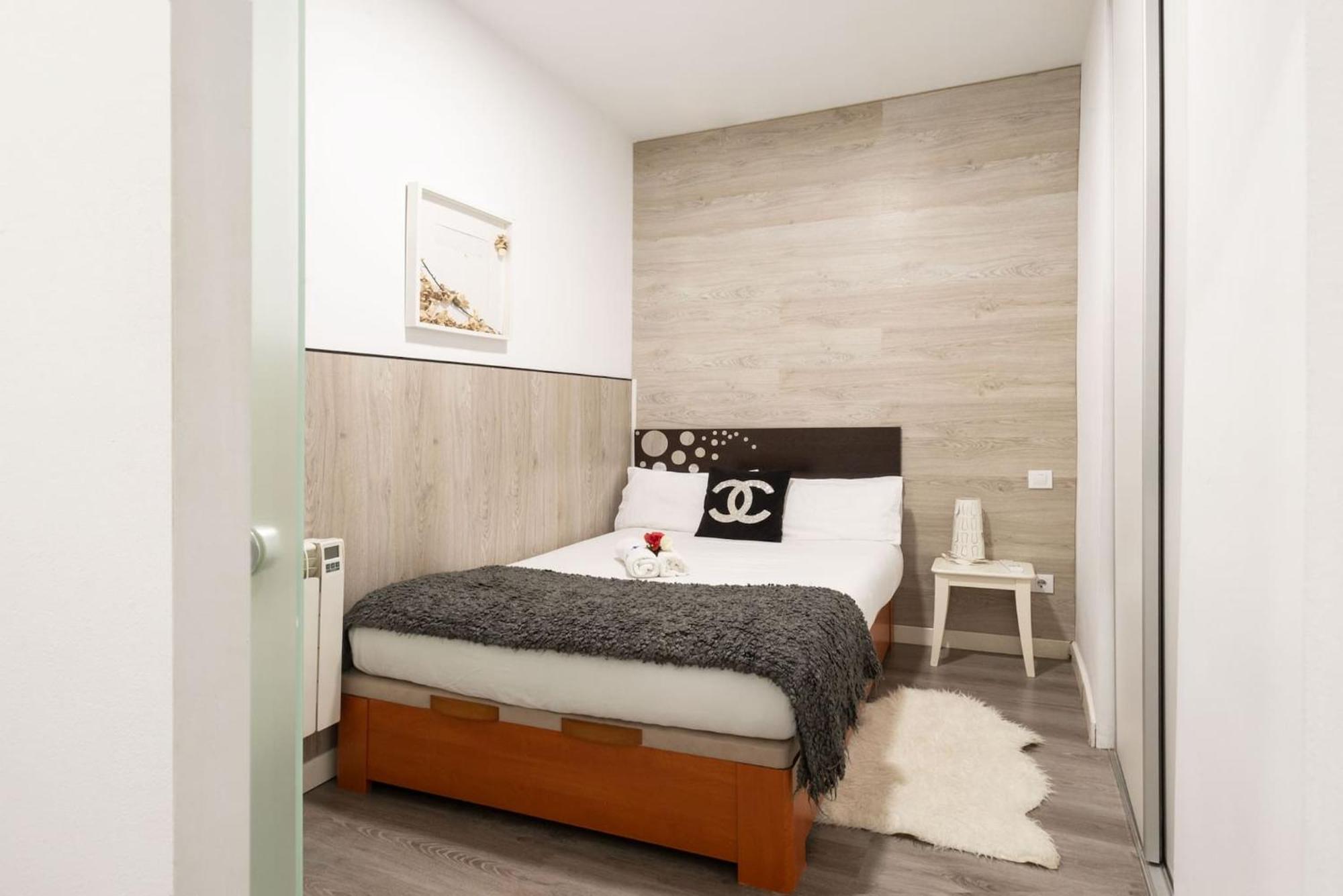 Apartamentos Day Madrid Plaza De Espana Centro Gran Via Sol Malasana Exterior photo