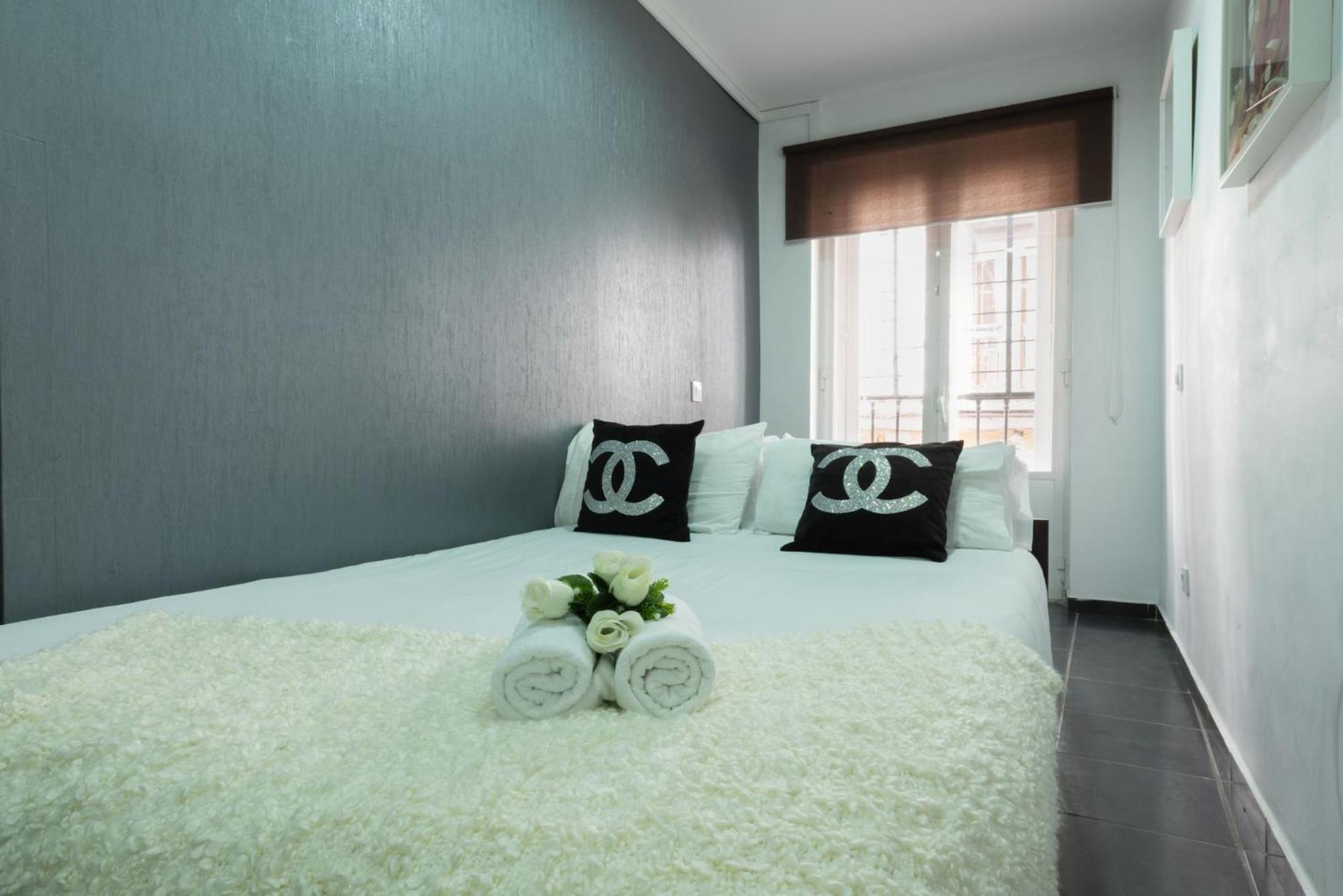 Apartamentos Day Madrid Plaza De Espana Centro Gran Via Sol Malasana Exterior photo